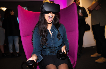 VR.jpg