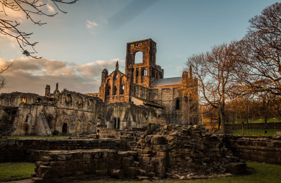 Kirkstall Abbey.jpg