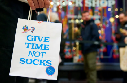 Linkedin o2 socks (2).png